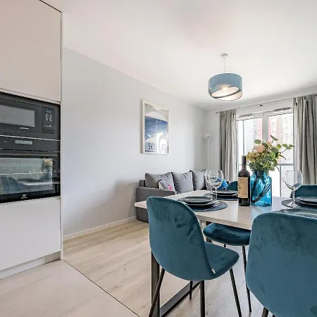 Apartment Hello Letnica With Private Parking Gdansk